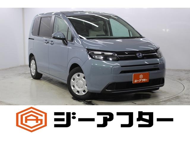 Honda FREED 2025 — фото автомобиля 1