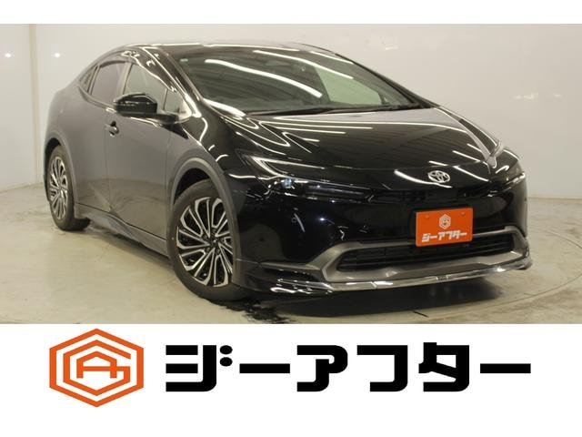 Toyota PRIUS 2023 — фото автомобиля 1