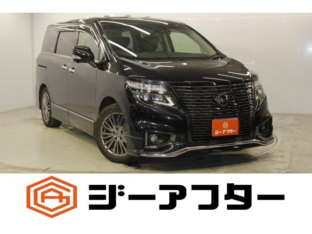 Nissan ELGRAND 2020 — фото автомобиля