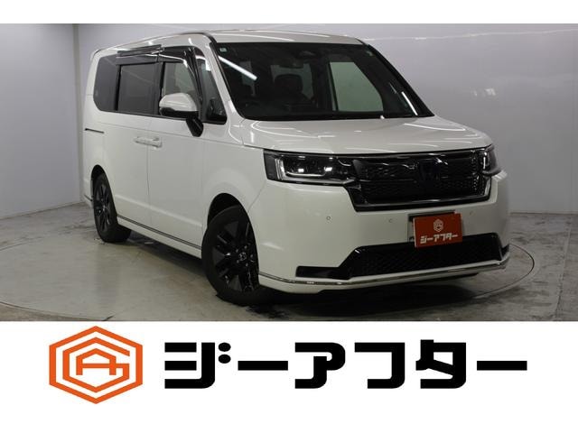 Honda STEPWAGON 2024 — фото автомобиля 1