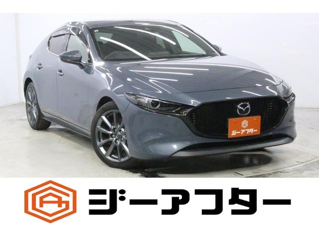 Mazda 3 FASTBACK 2019 — фото автомобиля
