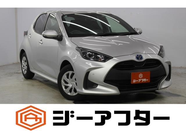 Toyota YARIS 2021 — фото автомобиля 1