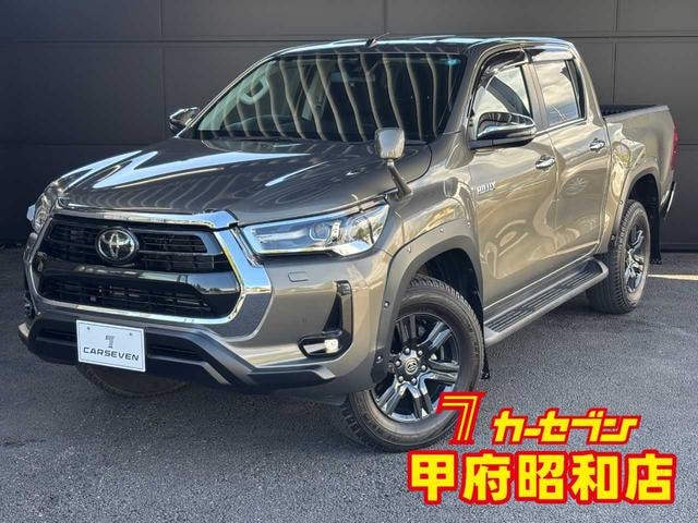 Toyota HILUX 2023 — фото автомобиля