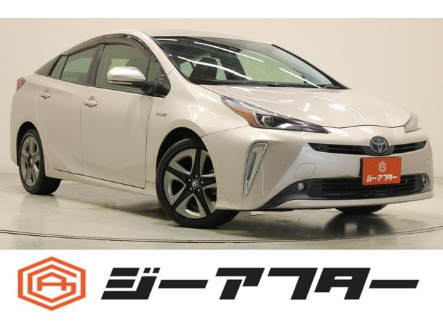 Toyota PRIUS 2019 — фото автомобиля 1