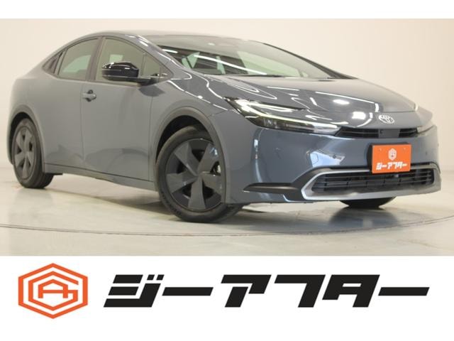 Toyota PRIUS 2023 — фото автомобиля 1