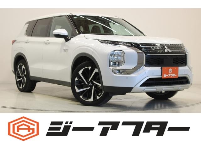 Mitsubishi OUTLANDER PHEV 2022 — фото автомобиля 1