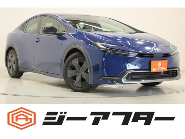 Toyota PRIUS 2023 — фото автомобиля 1