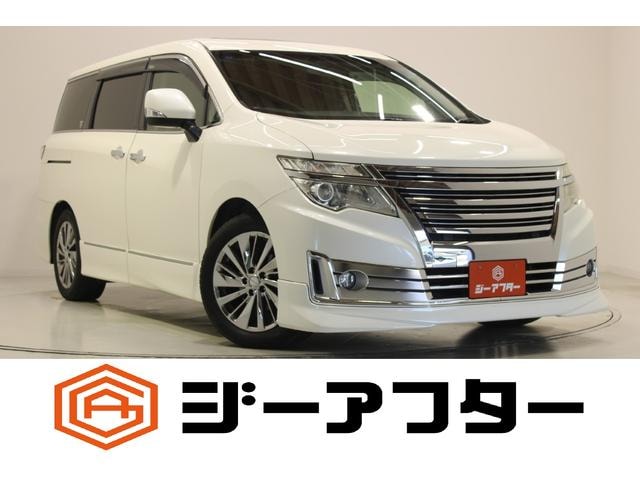 Nissan ELGRAND 2014 — фото автомобиля