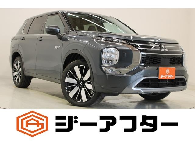Mitsubishi OUTLANDER PHEV 2025 — фото автомобиля