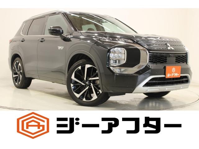 Mitsubishi OUTLANDER PHEV 2022 — фото автомобиля 1