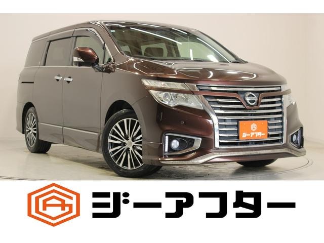 Nissan ELGRAND 2014 — фото автомобиля