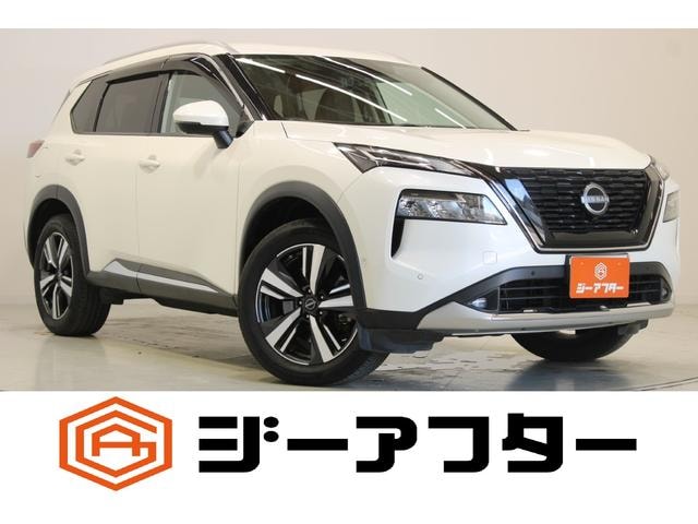 Nissan X-TRAIL 2022 — фото автомобиля 1