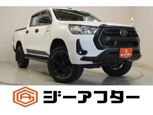 Toyota HILUX 2022 — фото автомобиля 1