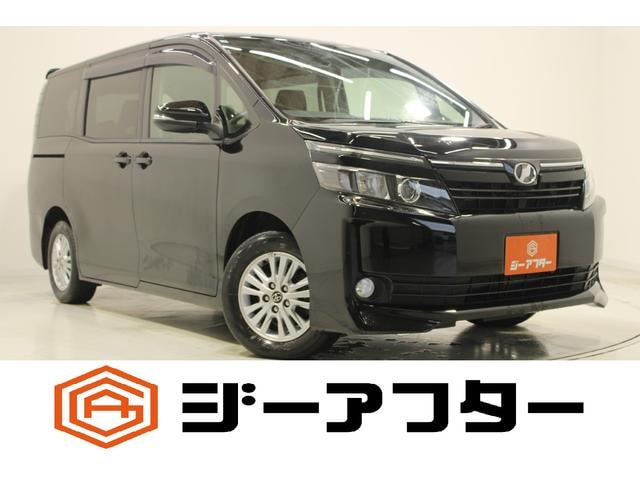 Toyota VOXY 2015 — фото автомобиля