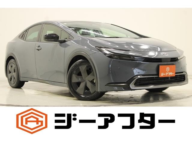 Toyota PRIUS 2023 — фото автомобиля