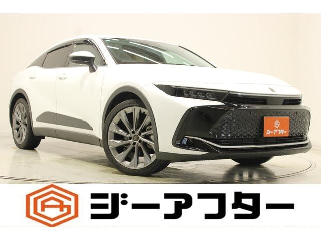 Toyota CROWN CROSSOVER 2024 — фото автомобиля