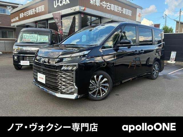 Toyota VOXY 2026 — фото автомобиля 1