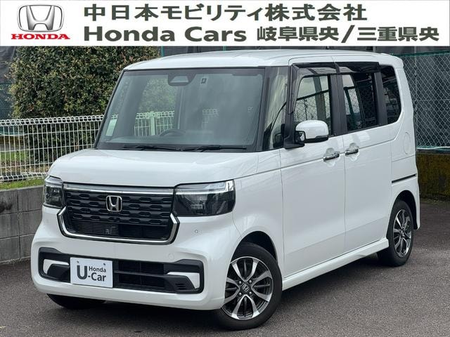 Honda N-BOX CUSTOM 2023 — фото автомобиля 1