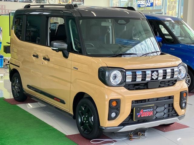 Suzuki SPACIA GEAR 2024 — фото автомобиля