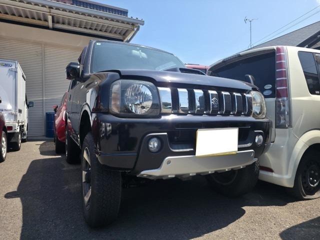 Suzuki JIMNY 2011 — фото автомобиля 1