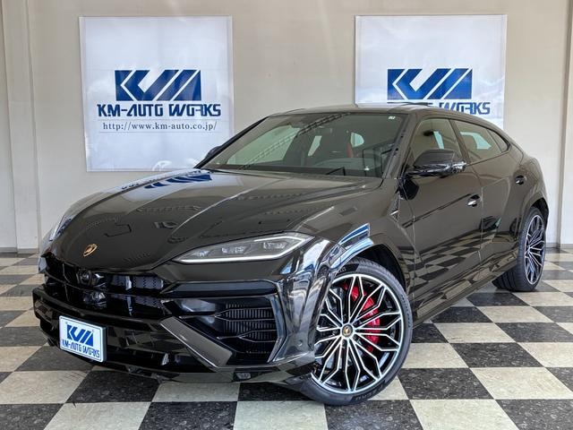 Lamborghini URUS 2025 — фото автомобиля