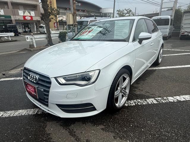 Audi A3 2013 — фото автомобиля 1