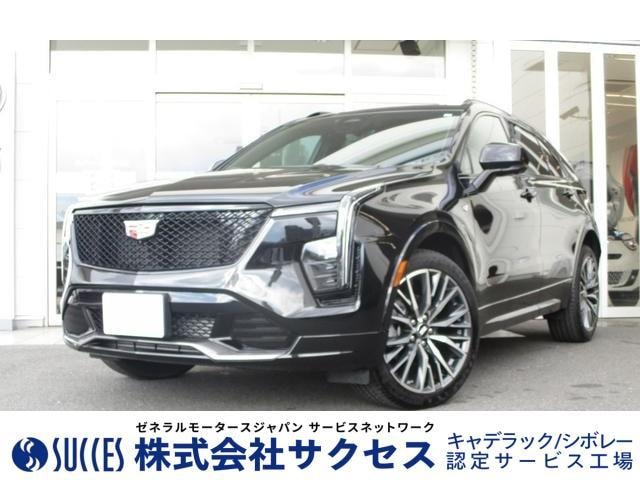 Cadillac XT4 2025 — фото автомобиля