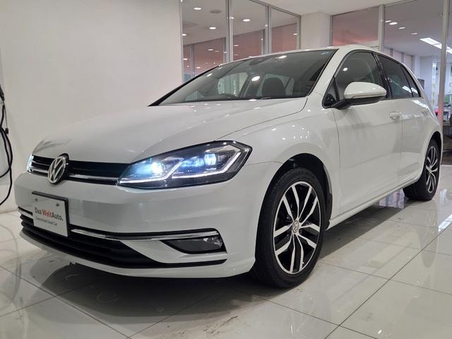 Volkswagen GOLF 2019 — фото автомобиля