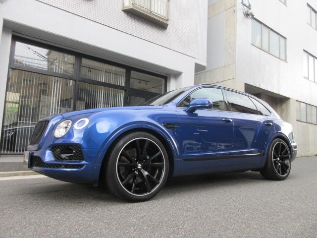 Bentley BENTAYGA 2018 — фото автомобиля