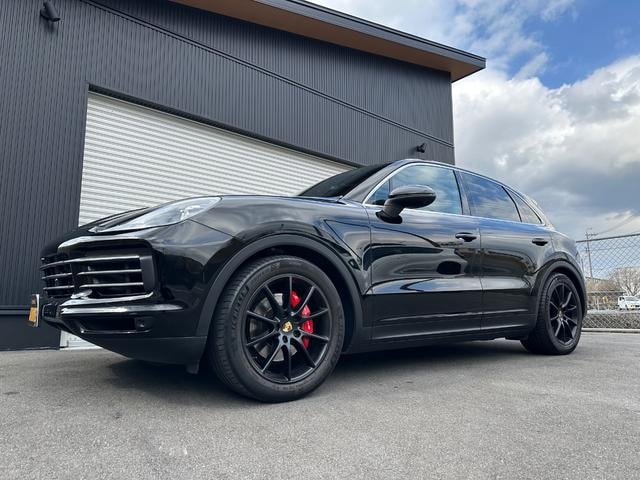 Porsche CAYENNE 2019 — фото автомобиля 1