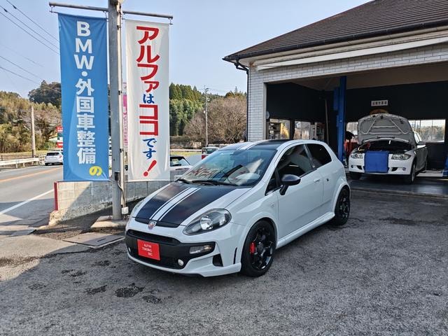 Abarth PUNTO 2013 — фото автомобиля 1