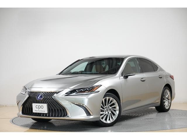 Lexus ES 2021 — фото автомобиля
