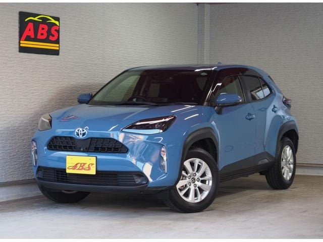 Toyota YARIS CROSS 2022 — фото автомобиля