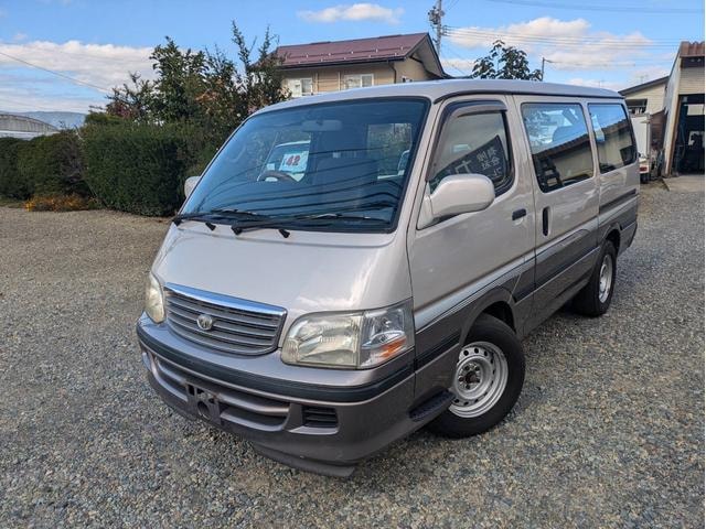 Toyota HIACE WAGON 2001 — фото автомобиля