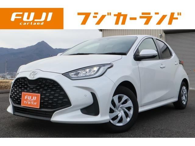 Toyota YARIS 2024 — фото автомобиля 1