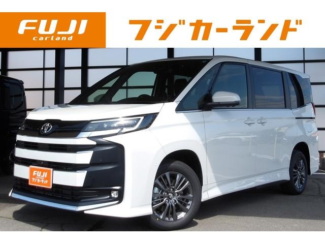 Toyota NOAH 2026 — фото автомобиля 1