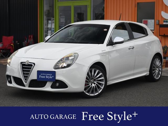 Alfa Romeo GIULIETTA 2013 — фото автомобиля