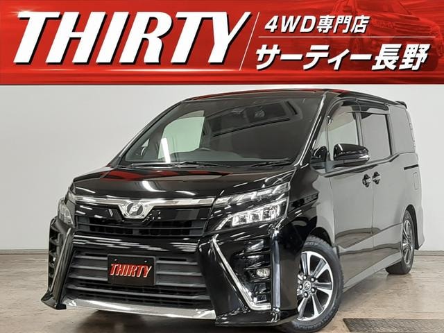 Toyota VOXY 2017 — фото автомобиля 1