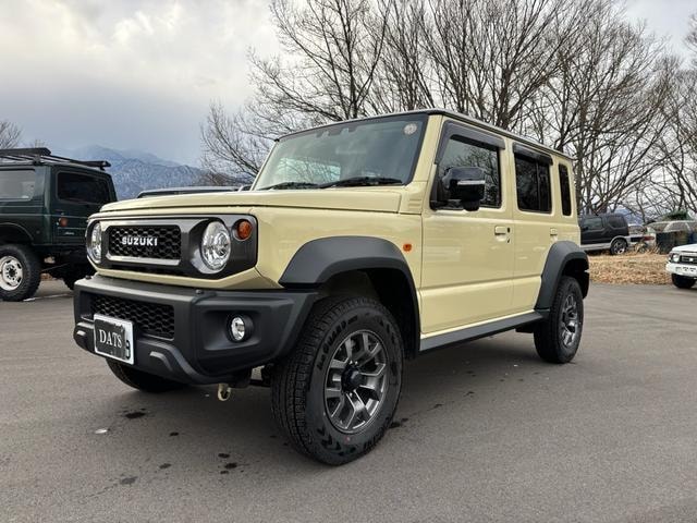 Suzuki JIMNY NOMADE 2025 — фото автомобиля 1