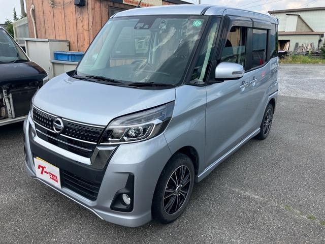 Nissan DAYZ ROOX 2017 — фото автомобиля 1