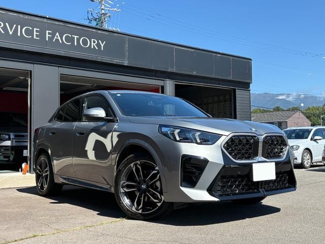 Bmw X2 2026 — фото автомобиля 1