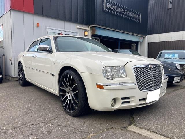 Chrysler 300C 2007 — фото автомобиля