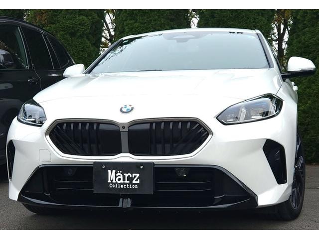 Bmw 1 SERIES 2025 — фото автомобиля