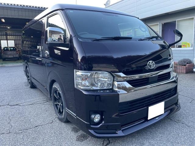 Toyota HIACE VAN 2020 — фото автомобиля