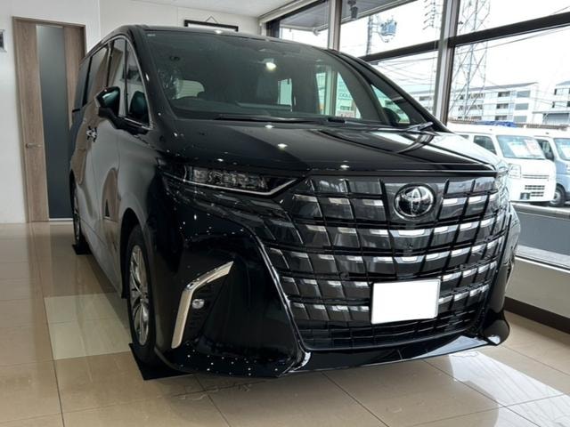 Toyota ALPHARD HYBRID 2026 — фото автомобиля