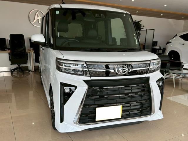 Daihatsu TANTO 2023 — фото автомобиля 1
