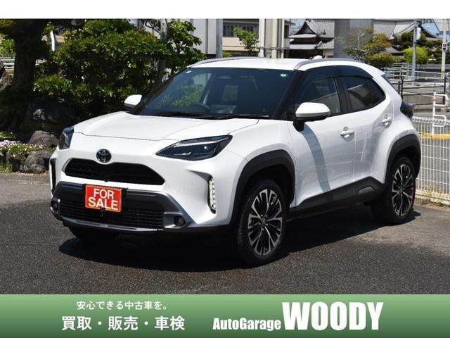 Toyota YARIS CROSS 2025 — фото автомобиля
