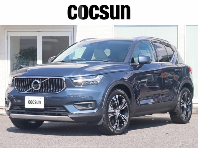 Volvo XC40 2020 — фото автомобиля