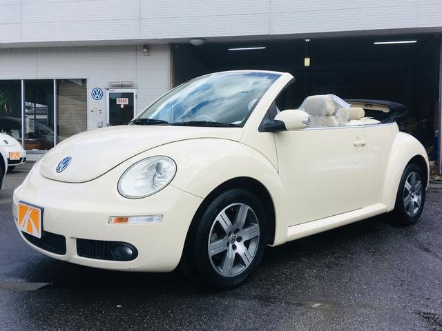 Volkswagen NEW BEETLE CABRIOLET 2008 — фото автомобиля