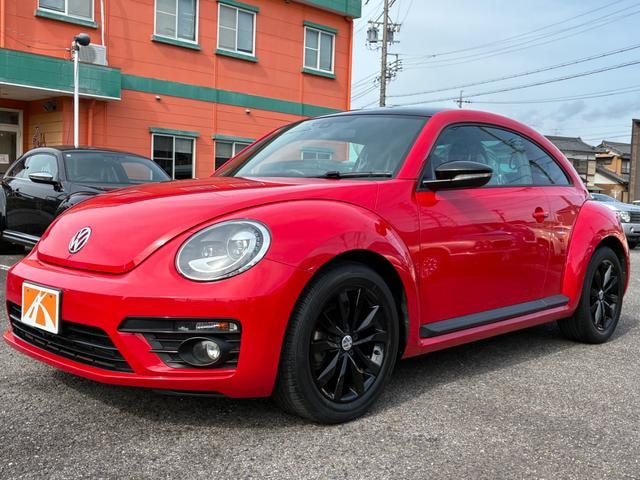 Volkswagen THE BEETLE 2018 — фото автомобиля 1